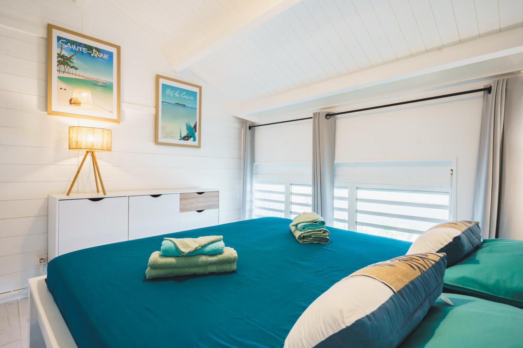 Le Touloublue - Tres Bel Appartement Face A La Mer Sainte-Anne  Dış mekan fotoğraf